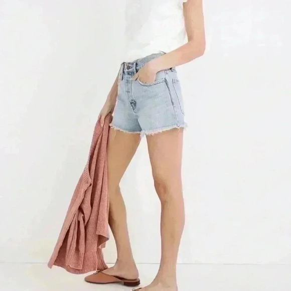 Madewell Relaxed Denim Shorts in Cedarcroft Wash High Rise Raw Hem Size 30- A14 - Picture 10 of 10